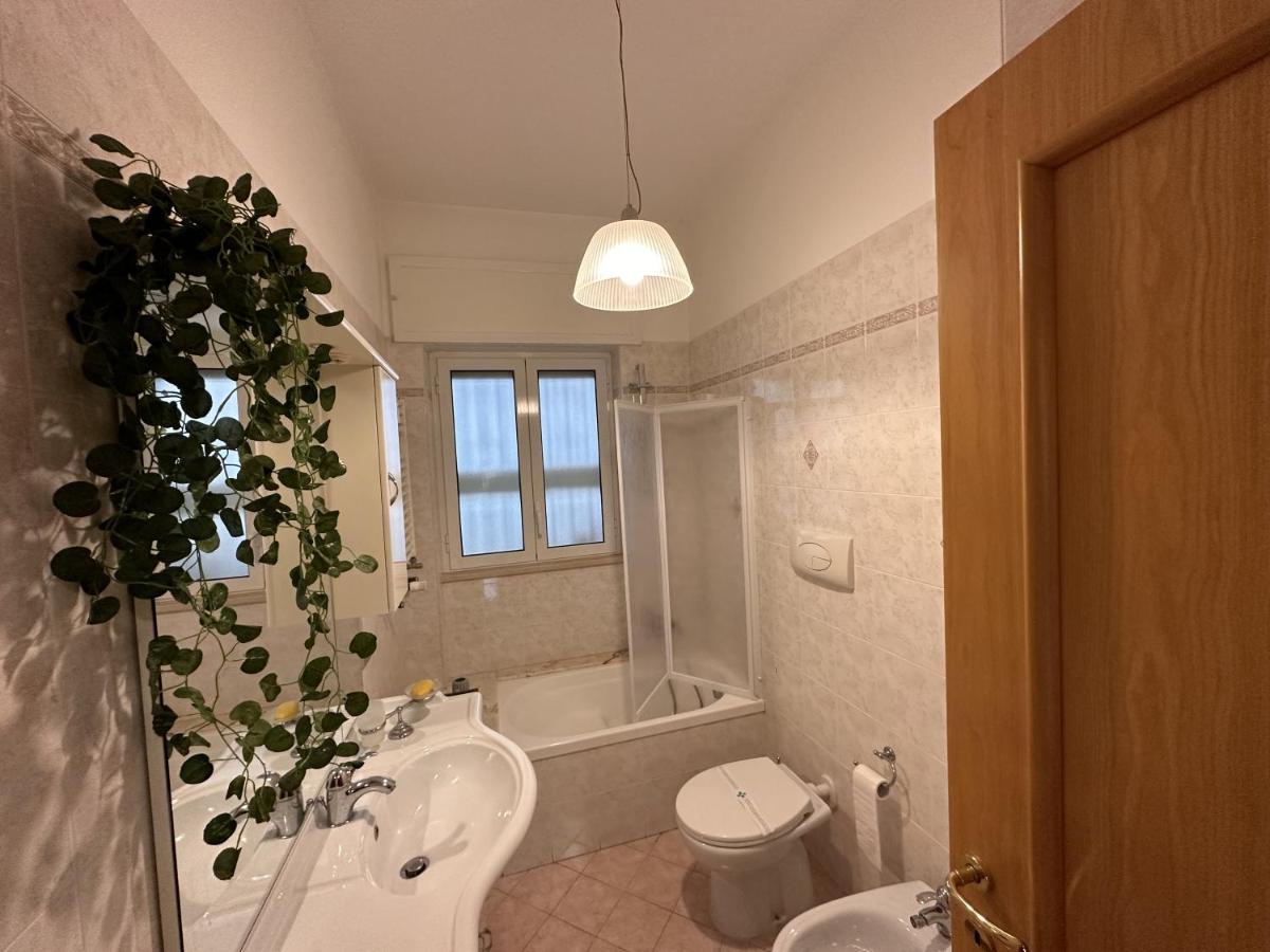 Apartamento Renza House Chiaia Nápoles Exterior foto