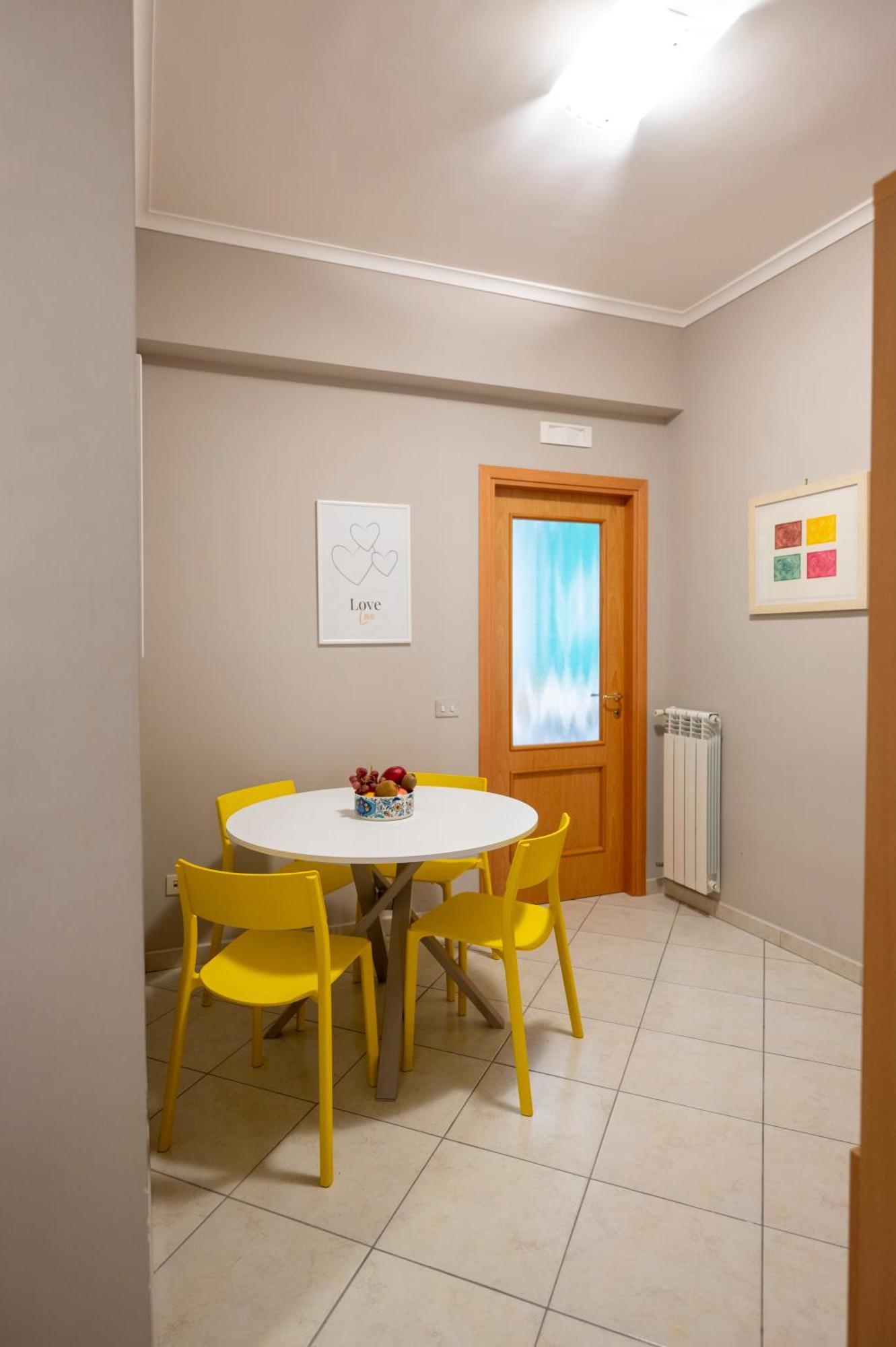 Apartamento Renza House Chiaia Nápoles Exterior foto