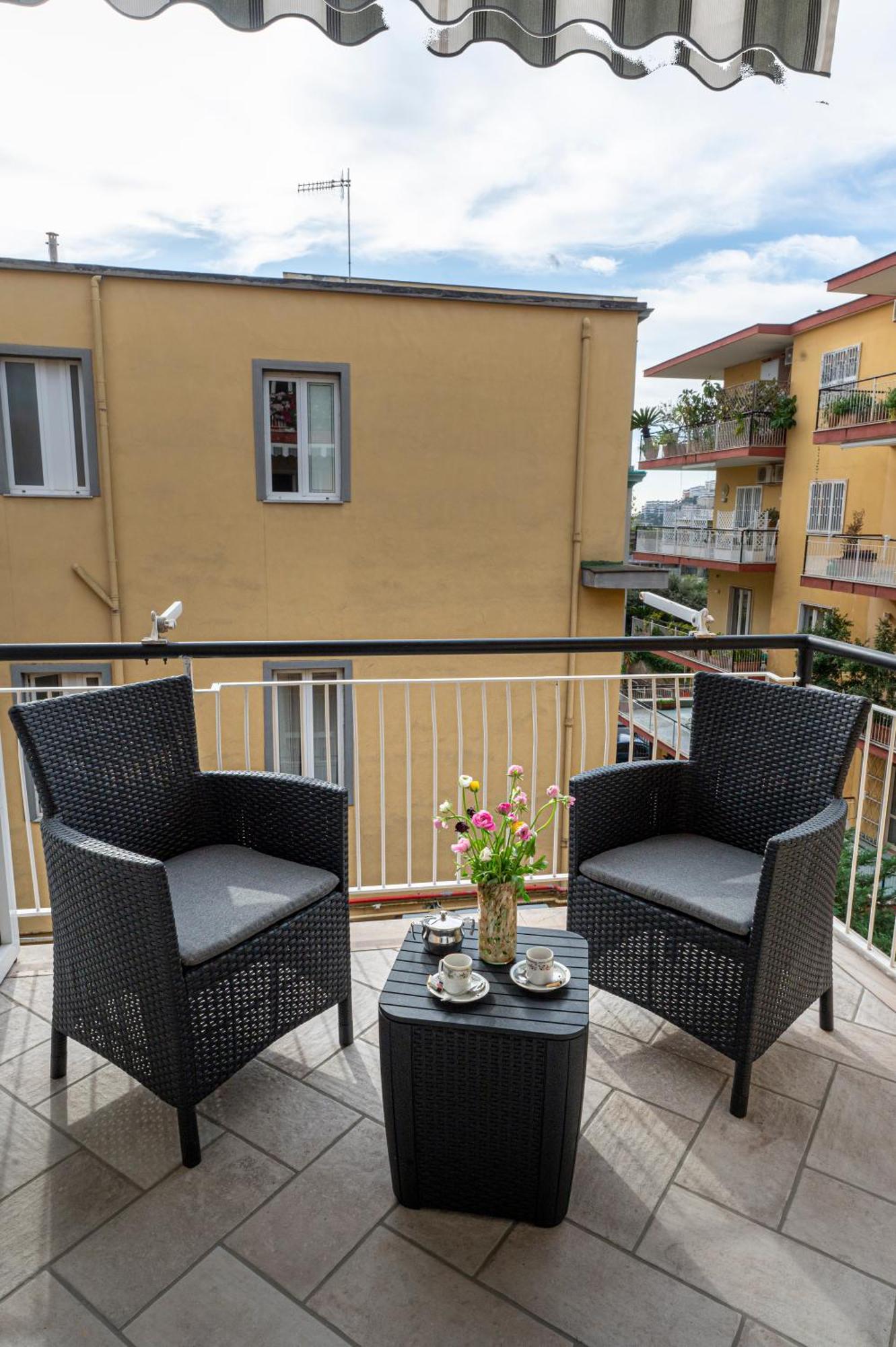 Apartamento Renza House Chiaia Nápoles Exterior foto
