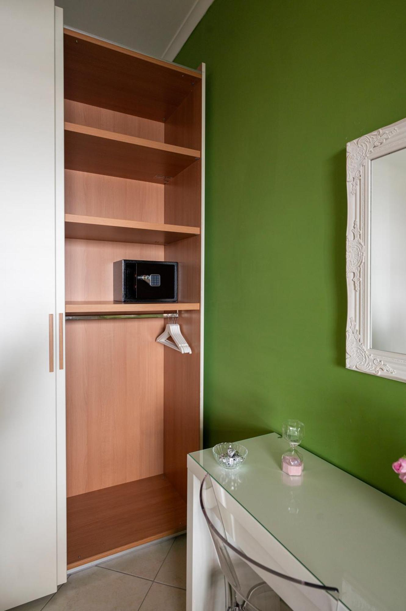 Apartamento Renza House Chiaia Nápoles Exterior foto