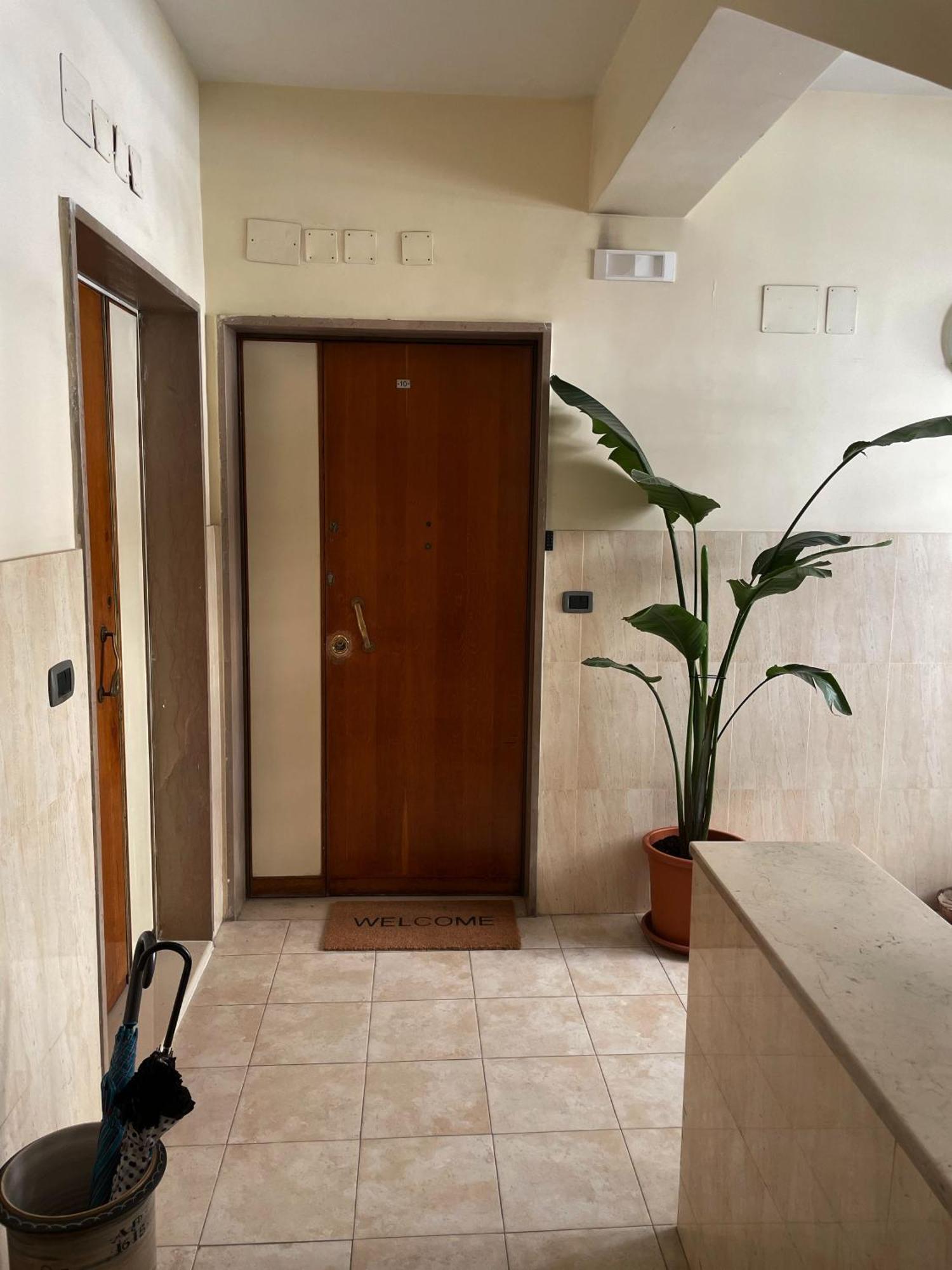 Apartamento Renza House Chiaia Nápoles Exterior foto