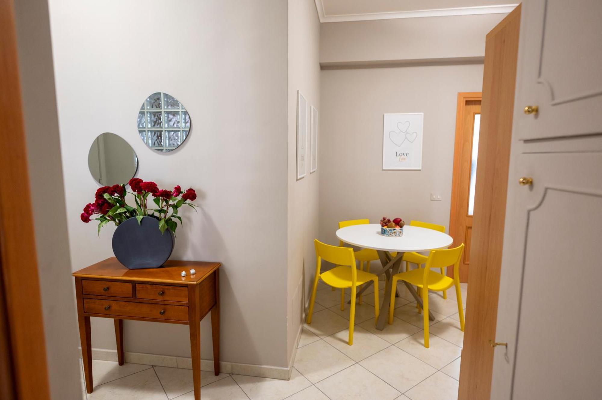 Apartamento Renza House Chiaia Nápoles Exterior foto